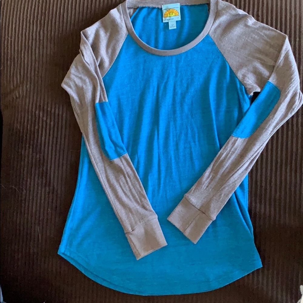 C&C California blue and gray love sleeve tee.